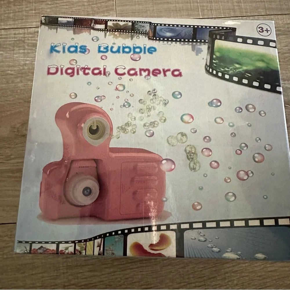 Brand new super cute kid camera bubble machine